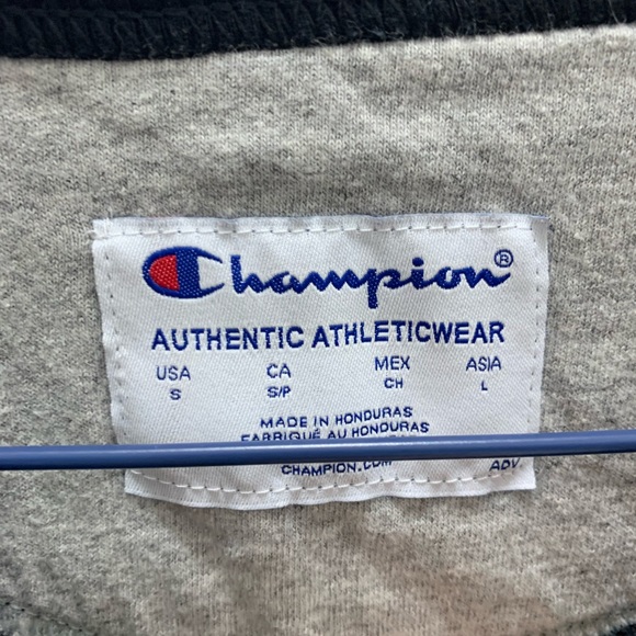 Champion hoodie - Picture 4 of 4